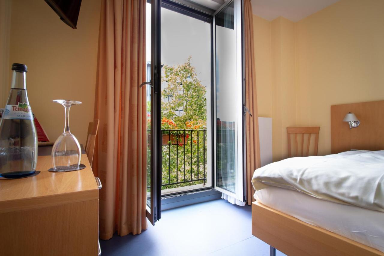 Hotel Goldene Gans Манхайм Екстериор снимка